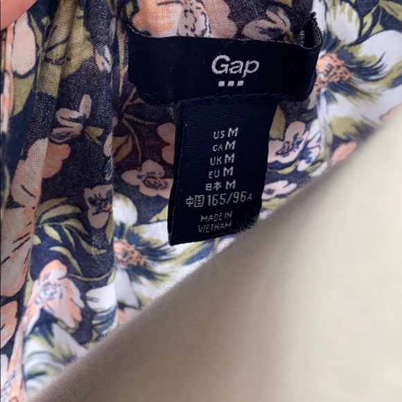 GAP navy blue sleeveless button down tank top - Picture 7 of 8